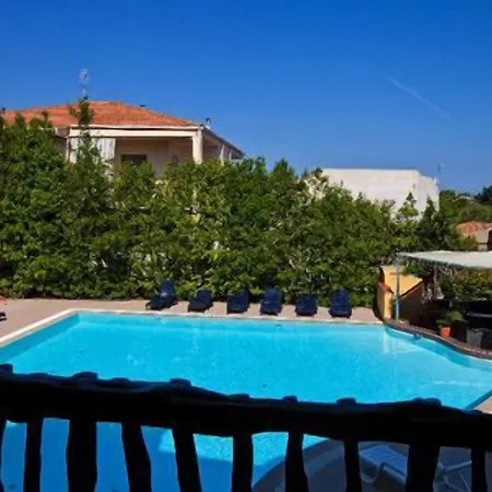 Ariadimari فاليدوريا